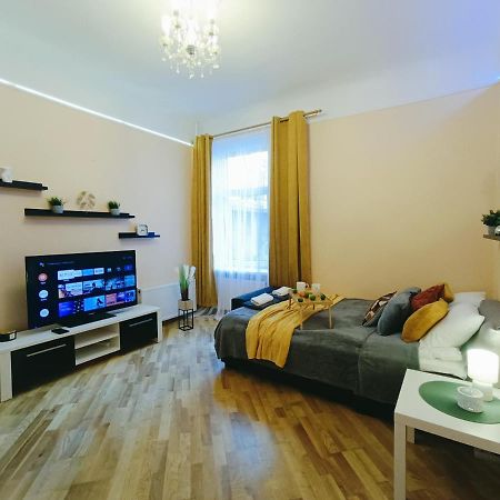 Riga Central Street Cozy Apartment エクステリア 写真