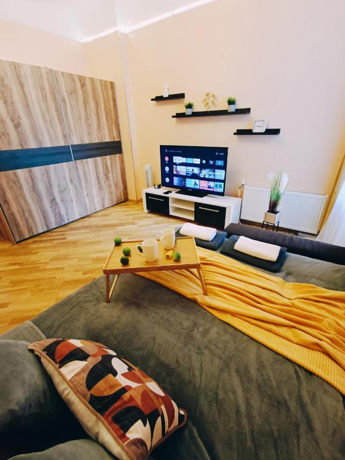 Riga Central Street Cozy Apartment エクステリア 写真